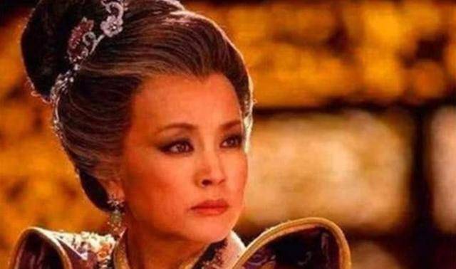 中国历史上唯一的女皇帝，真的叫“武则天”吗？小时候又叫什么-第3张图片-太平洋在线下载
